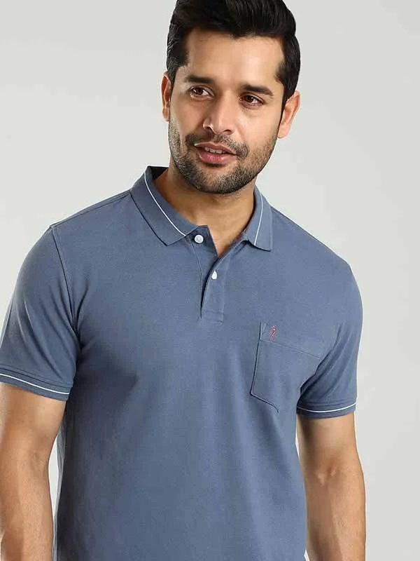 Men Solid Polo T-Shirt Beach