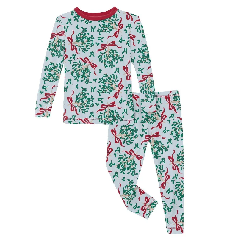 Kids' Print Long Sleeve Pajama Set In Illusion Blue Mistletoe & Ribbons Monochromatic All