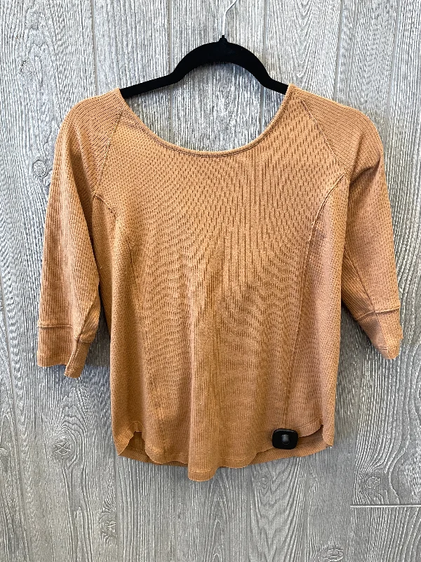 Top 3/4 Sleeve By Maurices In Brown, Size: L Hip Men's Retro