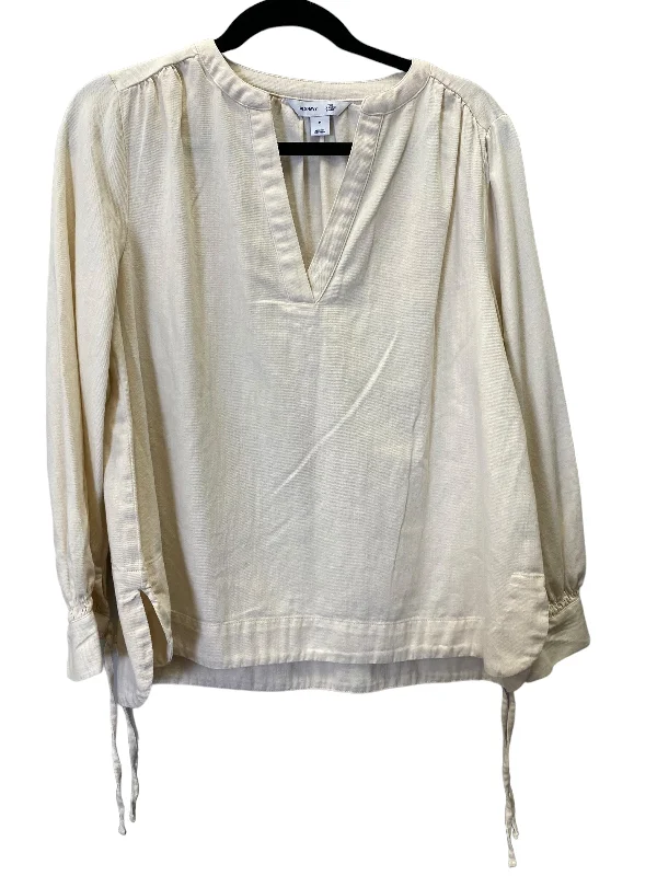 Top Long Sleeve By Old Navy In Ivory, Size: M Traditional Men's Wool